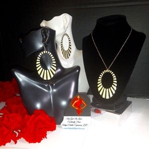 The "Groovy Stripes" Jewelry Set!